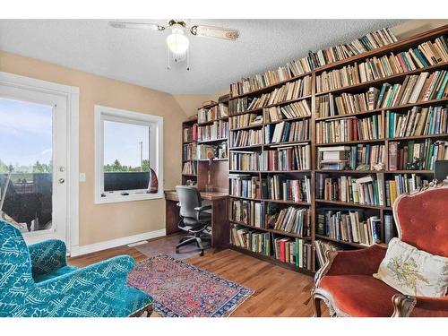 260159 Mountain Ridge Place, Rural Rocky View County, AB - Indoor Photo Showing Office