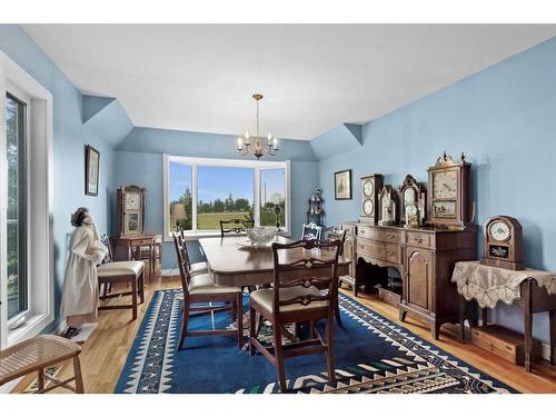 260159 Mountain Ridge Place, Rural Rocky View County, AB - Indoor Photo Showing Dining Room