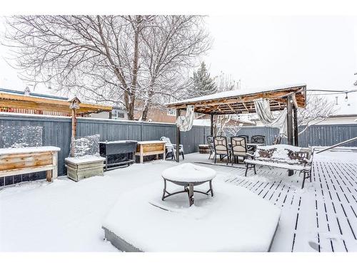 424 Flett Drive Ne, Airdrie, AB - Outdoor With Deck Patio Veranda