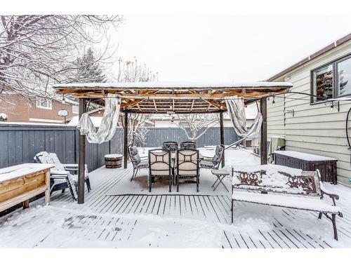 424 Flett Drive Ne, Airdrie, AB - Outdoor With Deck Patio Veranda