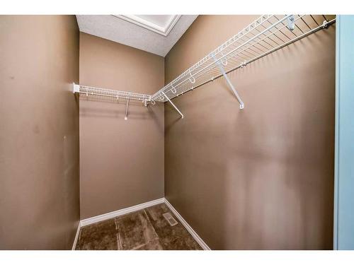 151 Prestwick Villas Se, Calgary, AB - Indoor With Storage