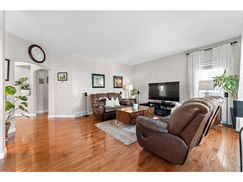 13103 Coventry Hills Way Ne, Calgary, AB - Indoor Photo Showing Living Room