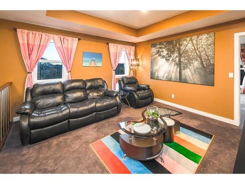 88 Walden Terrace Se, Calgary, AB - Indoor Photo Showing Living Room