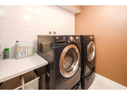 88 Walden Terrace Se, Calgary, AB - Indoor Photo Showing Laundry Room