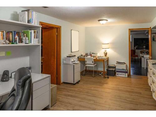 336 3 Avenue Se, High River, AB - Indoor Photo Showing Laundry Room