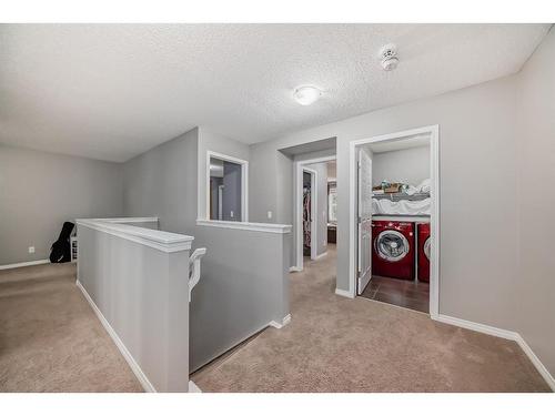 1031 Windhaven Close Sw, Airdrie, AB - Indoor Photo Showing Other Room