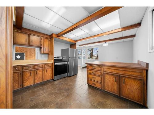 4526 Fordham Crescent Se, Calgary, AB - Indoor Photo Showing Kitchen