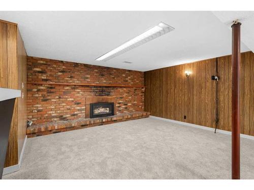 4526 Fordham Crescent Se, Calgary, AB - Indoor With Fireplace