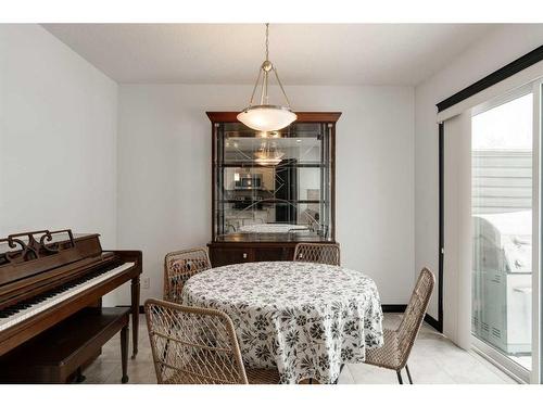 224 Cranberry Park Se, Calgary, AB - Indoor Photo Showing Dining Room