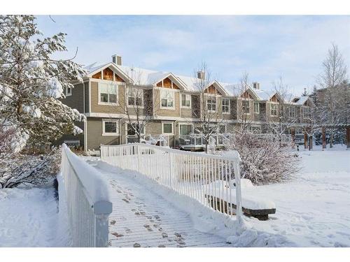 224 Cranberry Park Se, Calgary, AB - Outdoor With Facade