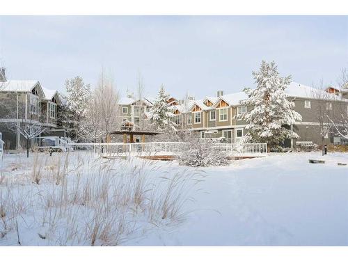 224 Cranberry Park Se, Calgary, AB - Outdoor