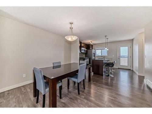 257 Copperpond Landing Se, Calgary, AB - Indoor Photo Showing Dining Room