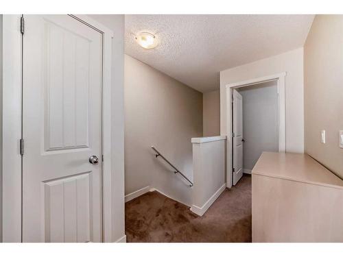 257 Copperpond Landing Se, Calgary, AB - Indoor Photo Showing Other Room