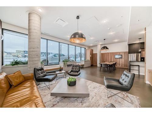 314-4138 University Avenue Nw, Calgary, AB - Indoor Photo Showing Living Room