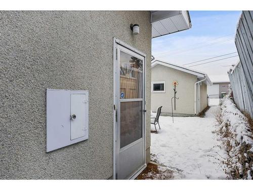 719 Seymour Avenue Sw, Calgary, AB - Outdoor