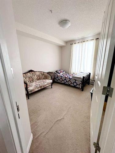 1310-333 Taravista Drive Ne, Calgary, AB - Indoor Photo Showing Bedroom