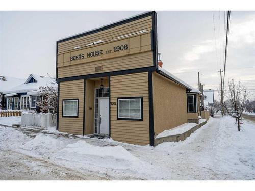 1001 19 Avenue Se, Calgary, AB - Outdoor With Deck Patio Veranda