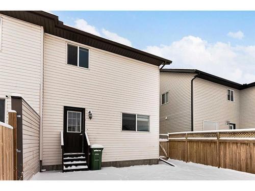 26 Luxstone Point Sw, Airdrie, AB - Outdoor With Exterior