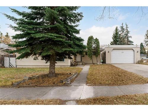 975 Northmount Drive Nw, Calgary, AB - Outdoor