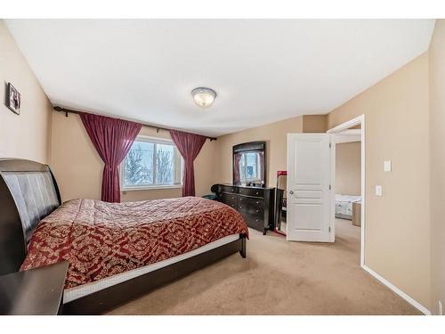 47 Panamount Heights Nw, Calgary, AB - Indoor Photo Showing Bedroom