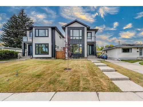 33 Harvard Street Nw, Calgary, AB - Outdoor With Balcony With Facade