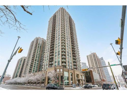 505-1111 10 Street Sw, Calgary, AB - Outdoor With Balcony With Facade