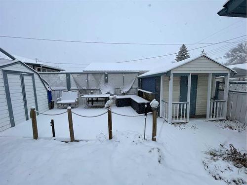 2130 19 Avenue, Didsbury, AB - Outdoor