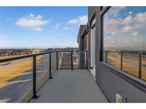 403-214 Sherwood Square Nw, Calgary, AB - Outdoor With Balcony With View