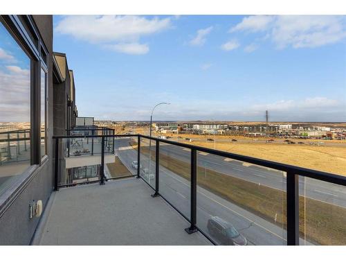 403-214 Sherwood Square Nw, Calgary, AB - Outdoor With Balcony With View