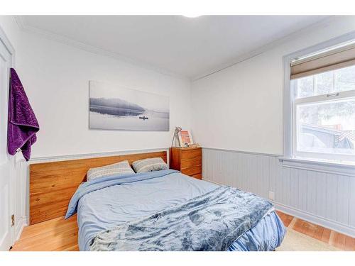 436 Muskrat Street, Banff, AB - Indoor Photo Showing Bedroom