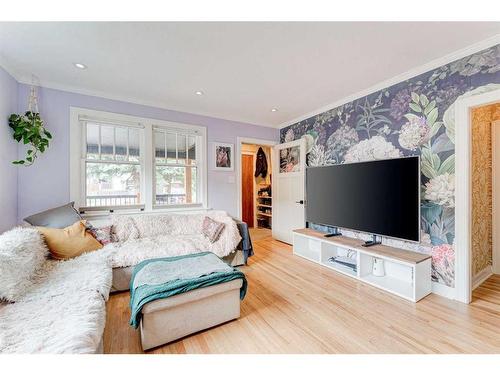 436 Muskrat Street, Banff, AB - Indoor Photo Showing Bedroom