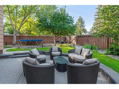 11 Oakmount Way Sw, Calgary, AB - Outdoor With Backyard