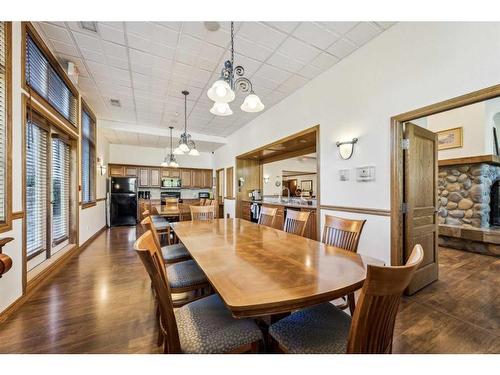 3104 Lake Fraser Court Se, Calgary, AB - Indoor Photo Showing Dining Room