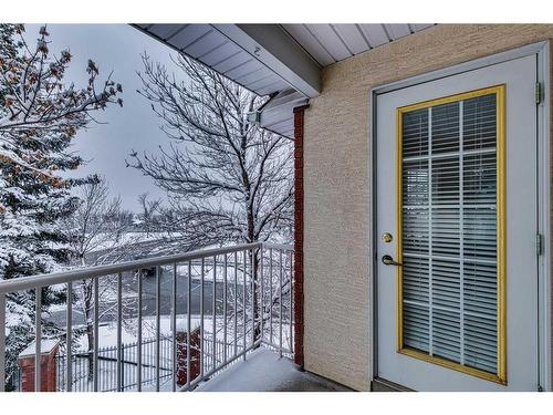 3216-3216 Sienna Park Green Sw, Calgary, AB - Outdoor