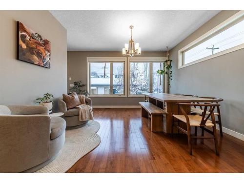 4815 19 Street Sw, Calgary, AB - Indoor