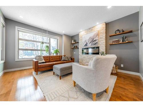 4815 19 Street Sw, Calgary, AB - Indoor Photo Showing Living Room With Fireplace