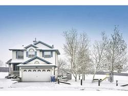 66 Scotia Point NW Calgary, AB T3L 2C5