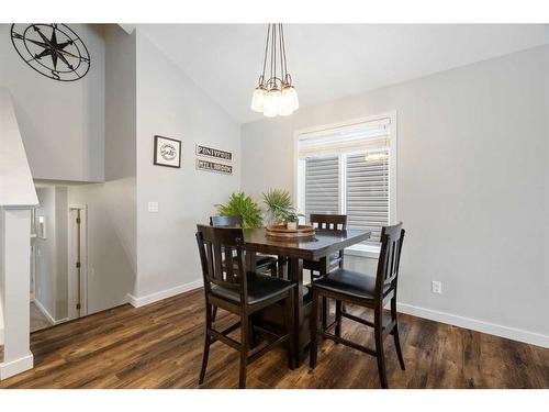 71 Ravenstern Point Se, Airdrie, AB - Indoor Photo Showing Dining Room