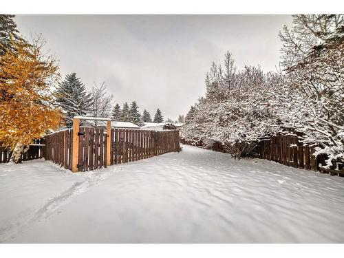 35 Templegreen Place Ne, Calgary, AB - Outdoor