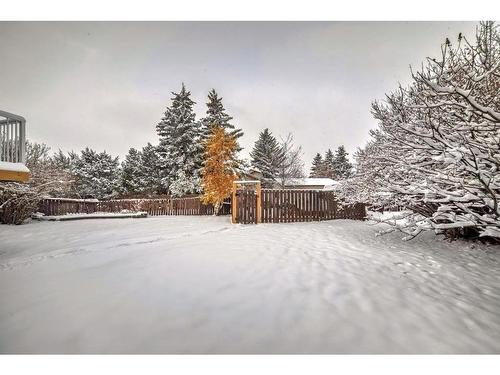 35 Templegreen Place Ne, Calgary, AB - Outdoor