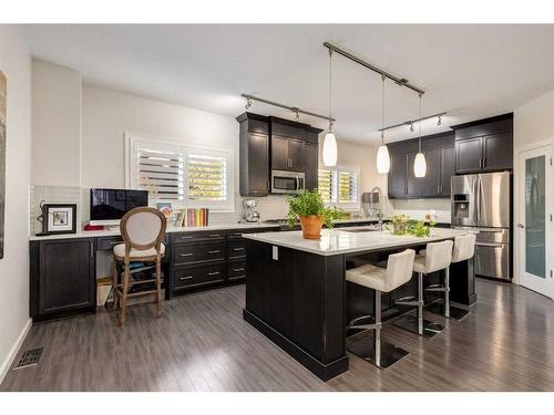 211 Valley Ridge Manor Nw, Calgary, AB - Indoor Photo Showing Kitchen With Stainless Steel Kitchen With Upgraded Kitchen