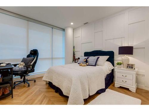 701-8445 Broadcast Avenue Sw, Calgary, AB - Indoor Photo Showing Bedroom