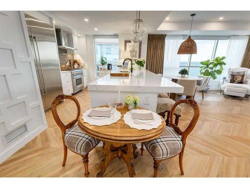 701-8445 Broadcast Avenue Sw, Calgary, AB - Indoor Photo Showing Dining Room