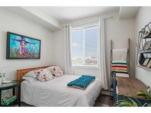 4308-522 Cranford Drive Se, Calgary, AB - Indoor Photo Showing Bedroom