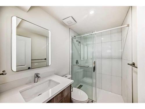 151 Masters Link Se, Calgary, AB - Indoor Photo Showing Bathroom