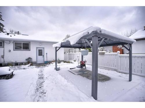 9311 Fairmount Drive Se, Calgary, AB - Outdoor