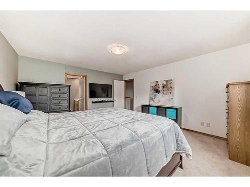 159 Crystal Shores Drive, Okotoks, AB - Indoor Photo Showing Bedroom