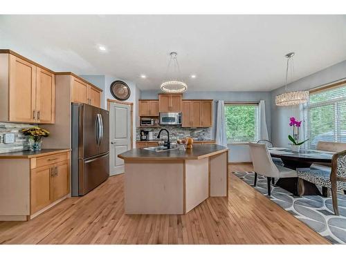 159 Crystal Shores Drive, Okotoks, AB - Indoor Photo Showing Kitchen