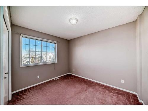 23 Harvest Rose Circle Ne, Calgary, AB - Indoor Photo Showing Other Room