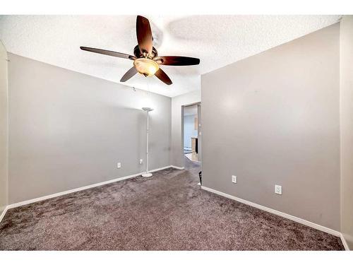 419-1717 60 Street Se, Calgary, AB - Indoor Photo Showing Other Room